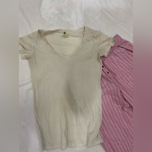 Victoria's Secret Soft Cream V-Neck Tee and Pants - Picture 2 of 9